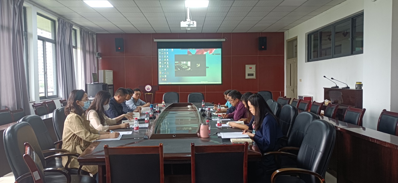 说明: C:\Users\hp\AppData\Local\Temp\WeChat Files\913321b48813b764f82cd76b34cb644.jpg