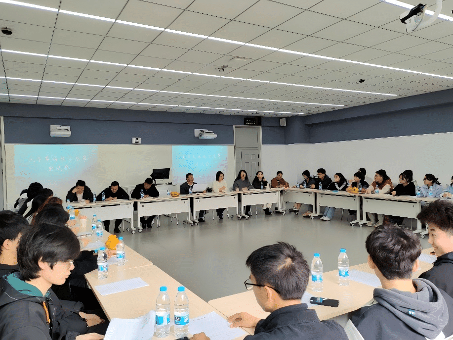 3126f4afbaa74d21b7496106ca96208c